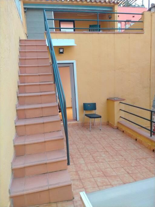 Preciosa Casa De 2 Pisos A 50 Metros De La Playa Villa Canet De Mar Bagian luar foto