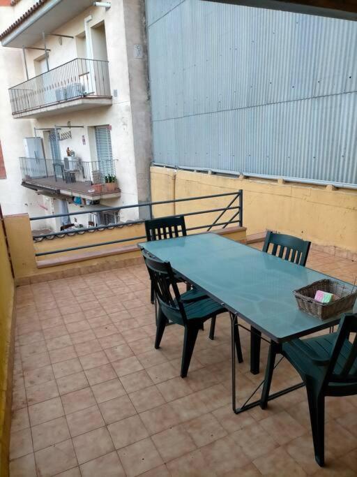 Preciosa Casa De 2 Pisos A 50 Metros De La Playa Villa Canet De Mar Bagian luar foto